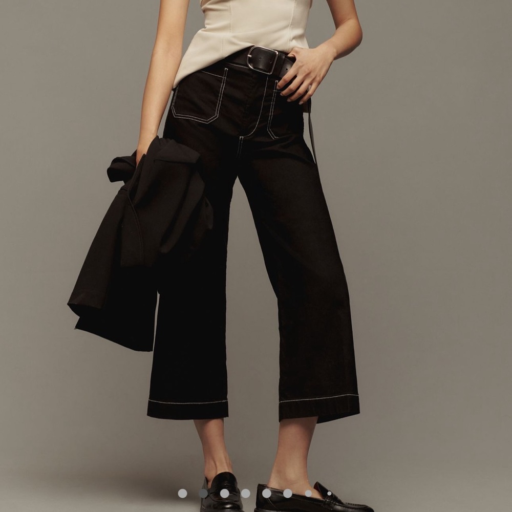Maeve Navy Colette cropped Trousers with contrast Stitching - Picture 5 of 7